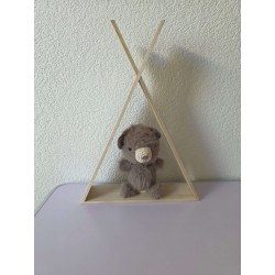 Grizzly l'ours Furry Furry dans son tipi