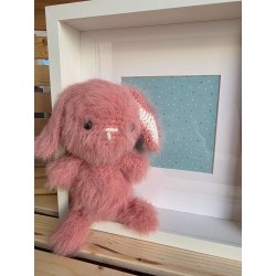 Déco Chambre "Pinky la Lapine Rose" | Doudou Crochet & Cadre | mavanya.ch