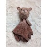 Doudou Plat Ours "Biscotte" Crochet Ricorumi |  mavanya.ch